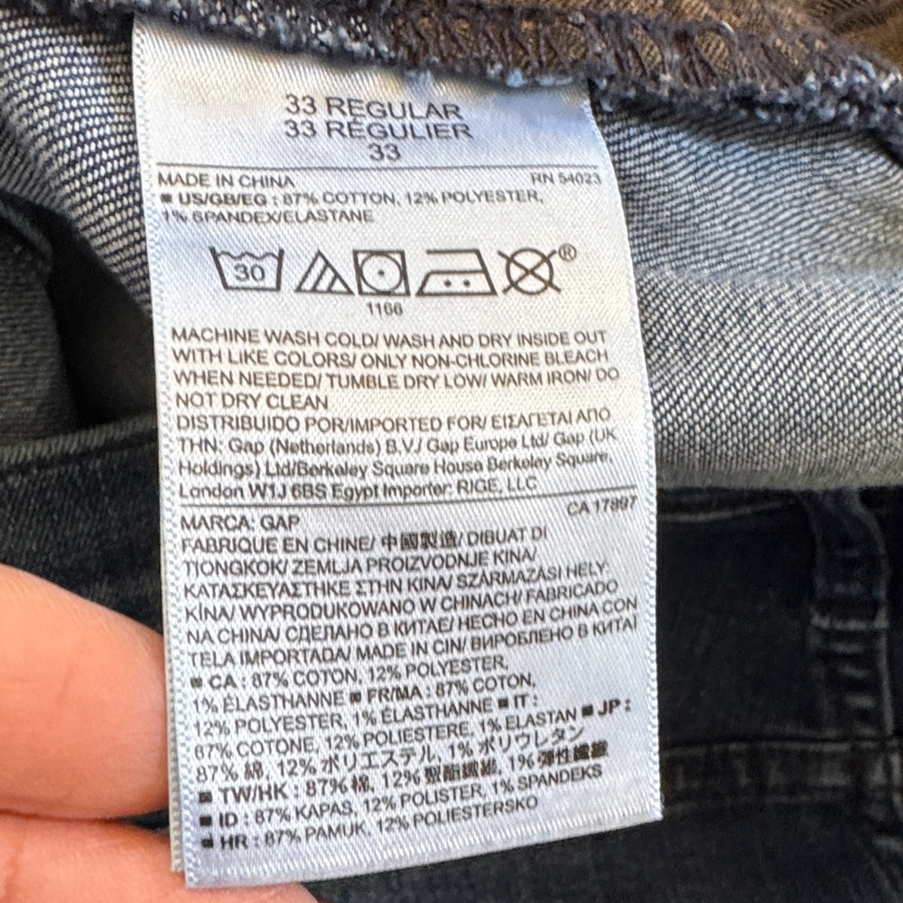 GAP Girlfriend Women's Dark Wash Blue Jeans - Picture 4 of 5